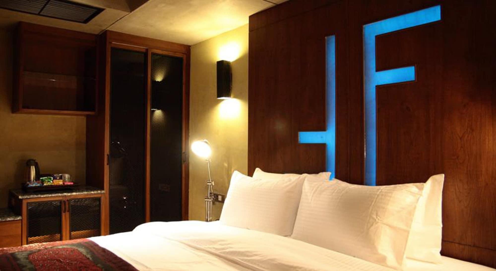 The Fusion Suites Bangkok Exterior photo