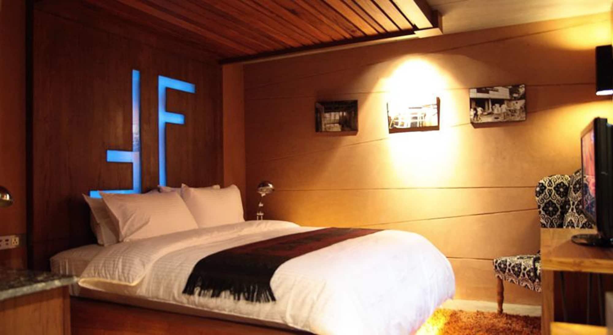 The Fusion Suites Bangkok Exterior photo