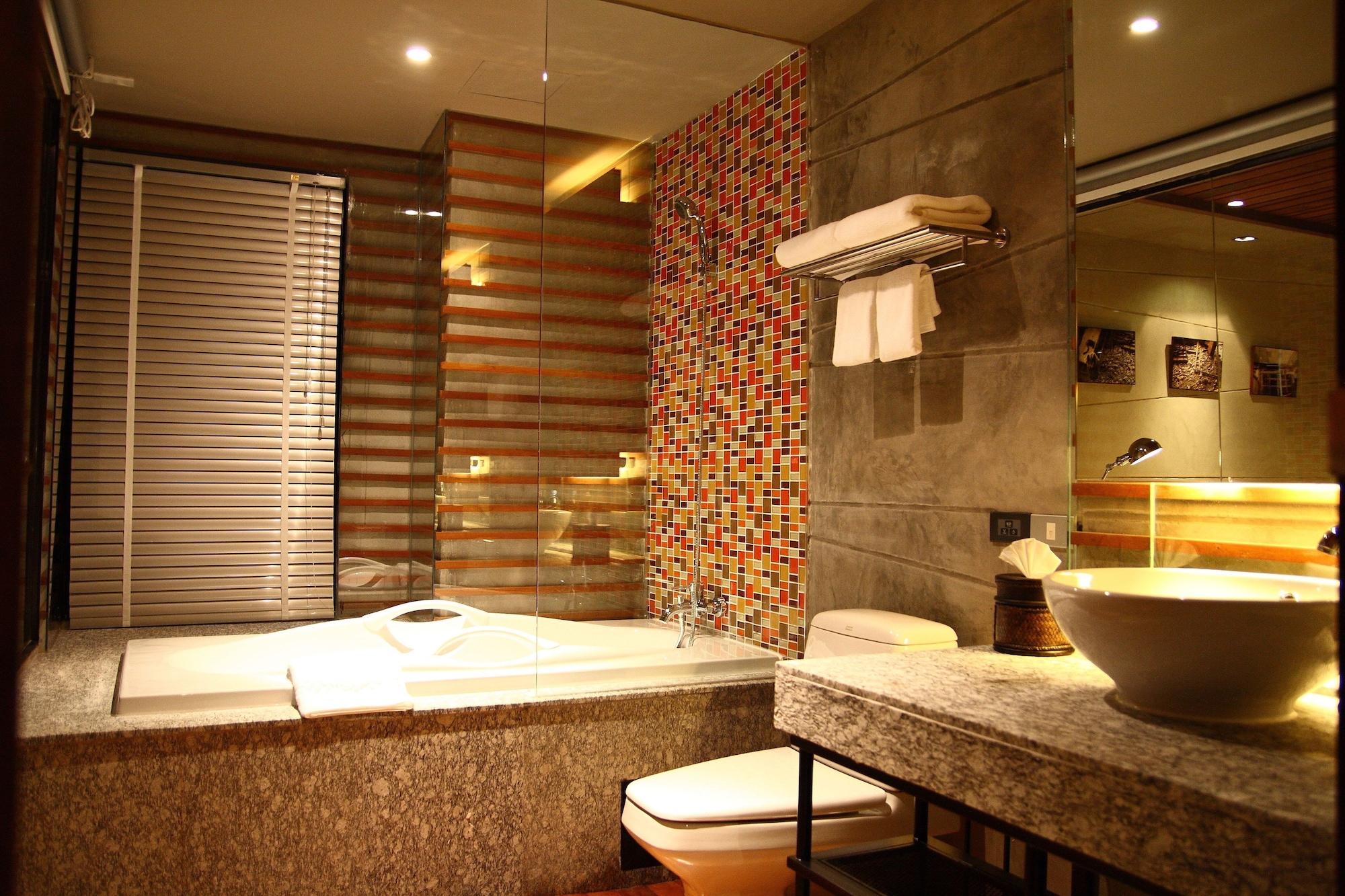 The Fusion Suites Bangkok Exterior photo